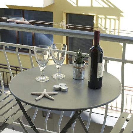 Victoria Sq., A Cozy And Stylish Apartment Atina Dış mekan fotoğraf